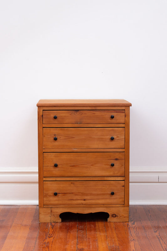 19th Century European Pine Petite 4-Drawer Chest with Black Knobs